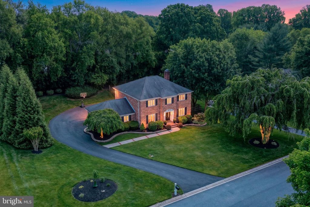 7 PIERSON DR, Hockessin, DE 19707