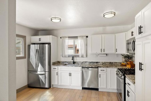 62 Buena Vista Street, Salinas, CA 93901