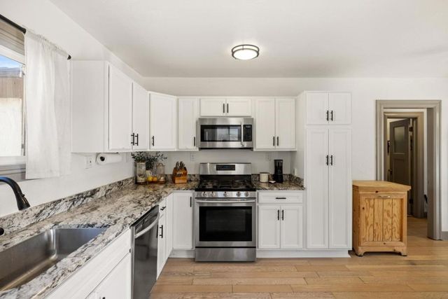 62 Buena Vista Street, Salinas, CA 93901