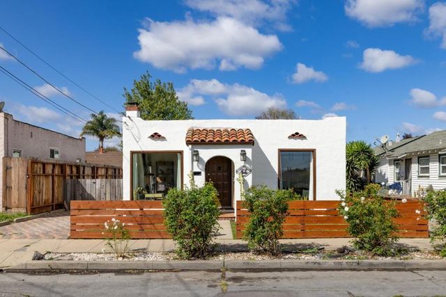 62 Buena Vista Street, Salinas, CA 93901