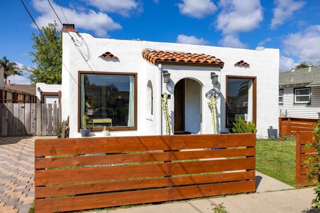 62 Buena Vista Street, Salinas, CA 93901