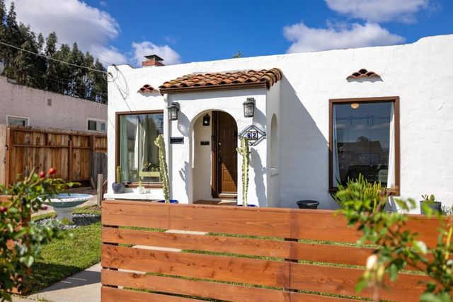 62 Buena Vista Street, Salinas, CA 93901