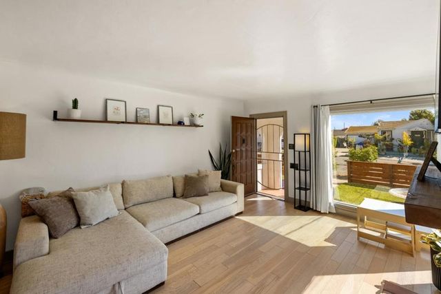 62 Buena Vista Street, Salinas, CA 93901