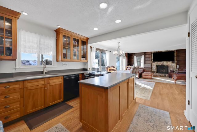 101 Grieb Road, Wallingford, CT 06492