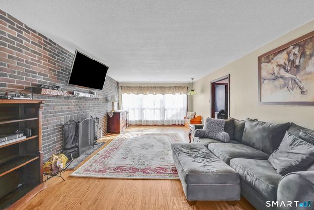 101 Grieb Road, Wallingford, CT 06492