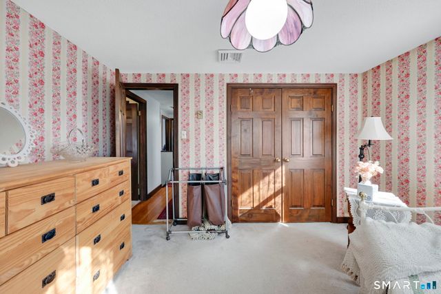 101 Grieb Road, Wallingford, CT 06492