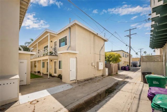 69 Glendora, Long Beach, CA 90803