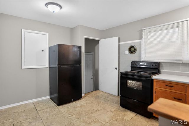 1146 Reale Avenue, St John, MO 63138