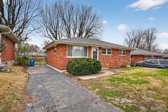1146 Reale Avenue, St John, MO 63138