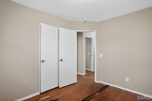 1146 Reale Avenue, St John, MO 63138