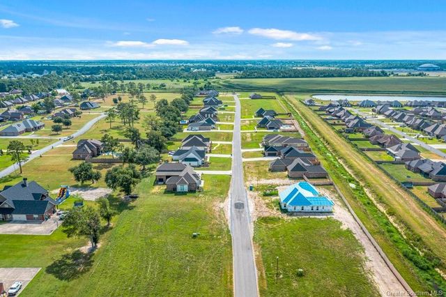 961 Mary Diane McCall Street, Lake Charles, LA 70605