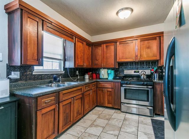 411 E Chestnut, Noble, OK 73068