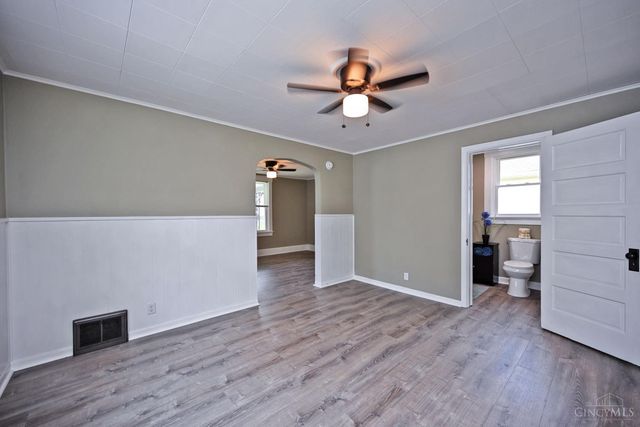 1820 De Armand Avenue, Cincinnati, OH 45239