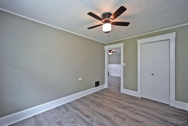 1820 De Armand Avenue, Cincinnati, OH 45239