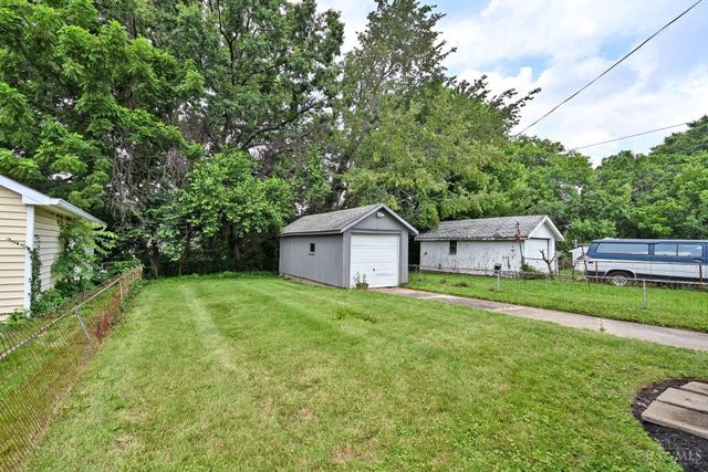 1820 De Armand Avenue, Cincinnati, OH 45239