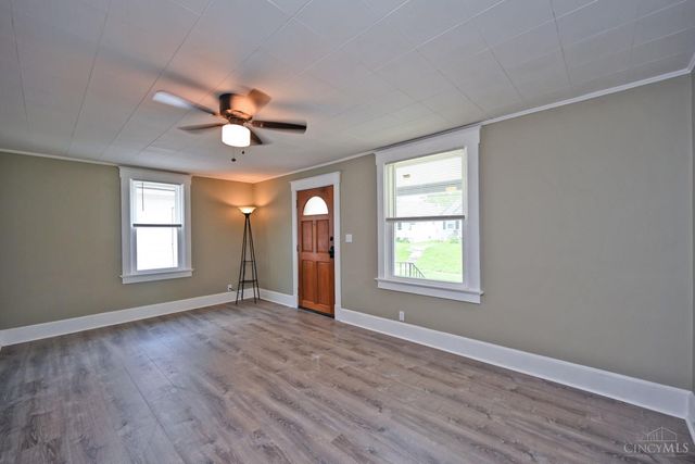 1820 De Armand Avenue, Cincinnati, OH 45239