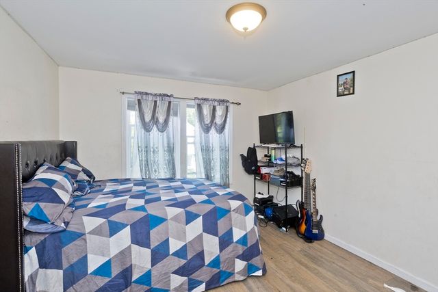 175 Bloomfield Street, Springfield, MA 01108