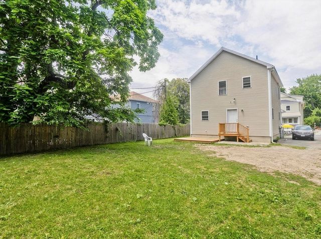 175 Bloomfield Street, Springfield, MA 01108