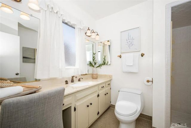 2660 Gondar Avenue, Long Beach, CA 90815