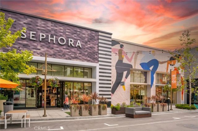 2660 Gondar Avenue, Long Beach, CA 90815