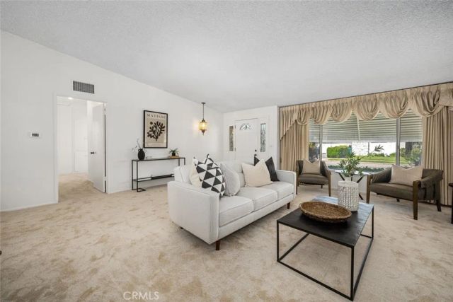 2660 Gondar Avenue, Long Beach, CA 90815