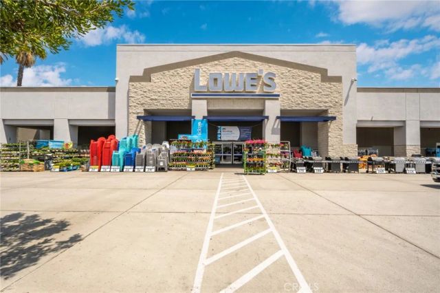 2660 Gondar Avenue, Long Beach, CA 90815