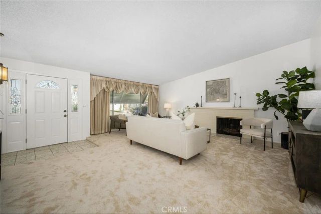 2660 Gondar Avenue, Long Beach, CA 90815