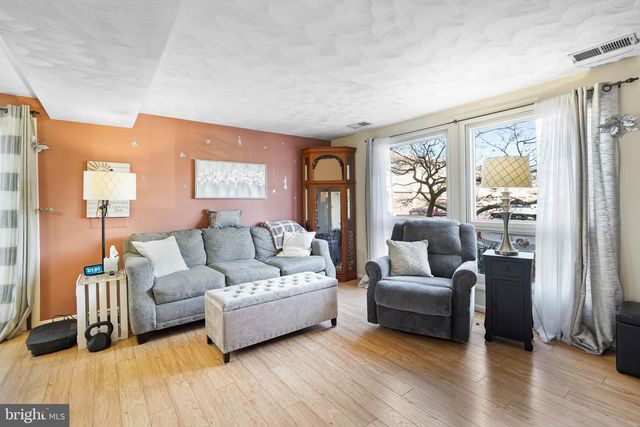 528 GLEN CT, Glen Burnie, MD 21061