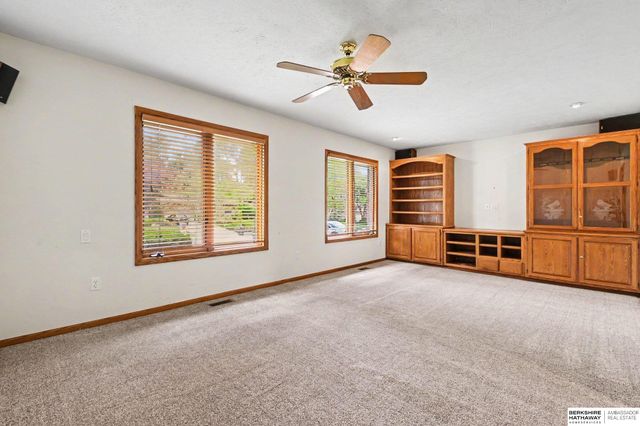 12329 Franklin Street, Omaha, NE 68154