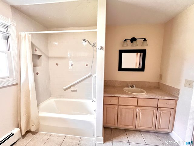 21 Cheryl Drive, Waterbury, CT 06708