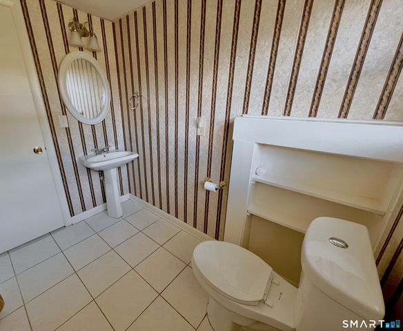 21 Cheryl Drive, Waterbury, CT 06708