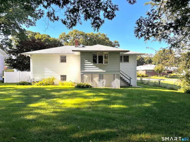 21 Cheryl Drive, Waterbury, CT 06708