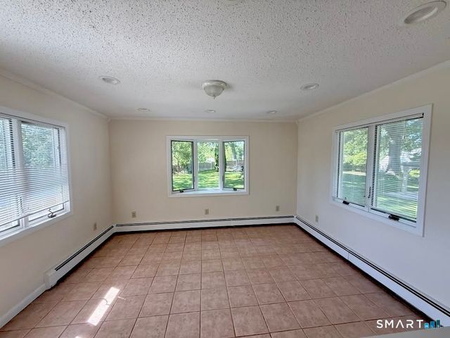 21 Cheryl Drive, Waterbury, CT 06708