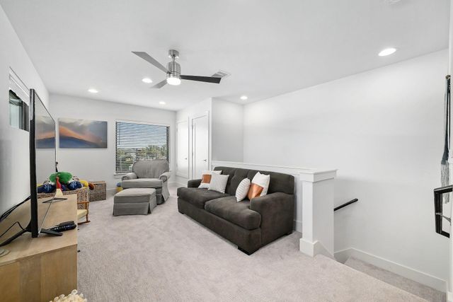 2050 Lohmans Spur RD 2301, Lakeway, TX 78734