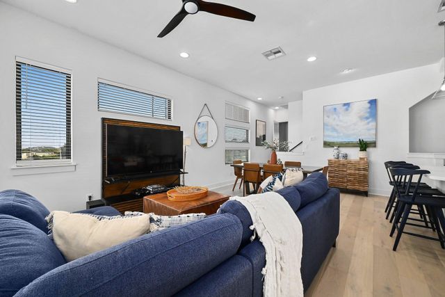 2050 Lohmans Spur RD 2301, Lakeway, TX 78734