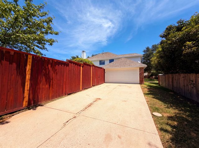 3106 Westshore Drive, Rowlett, TX 75088