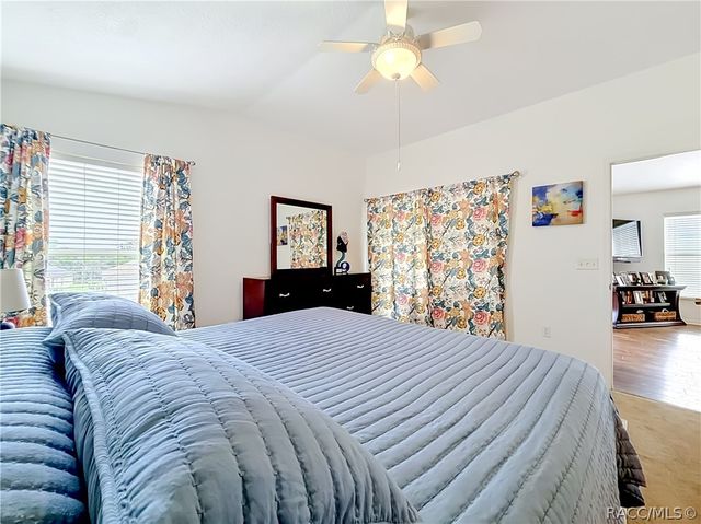 735 W Toucan Loop, Hernando, FL 34442