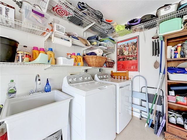 735 W Toucan Loop, Hernando, FL 34442