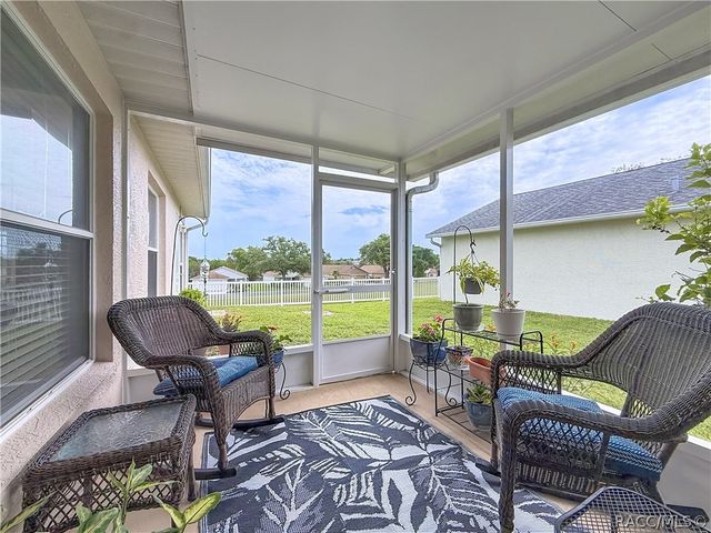 735 W Toucan Loop, Hernando, FL 34442