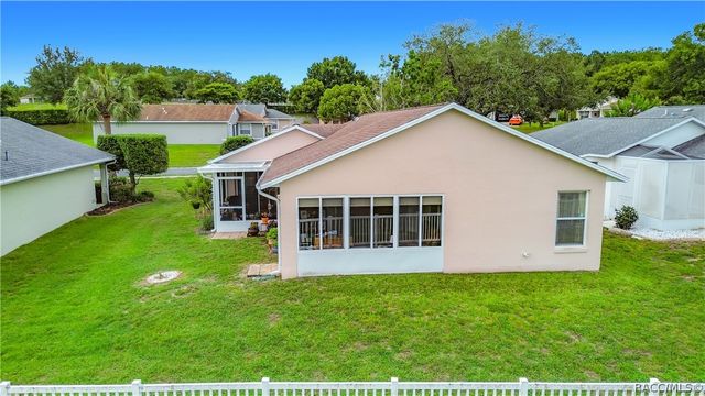735 W Toucan Loop, Hernando, FL 34442