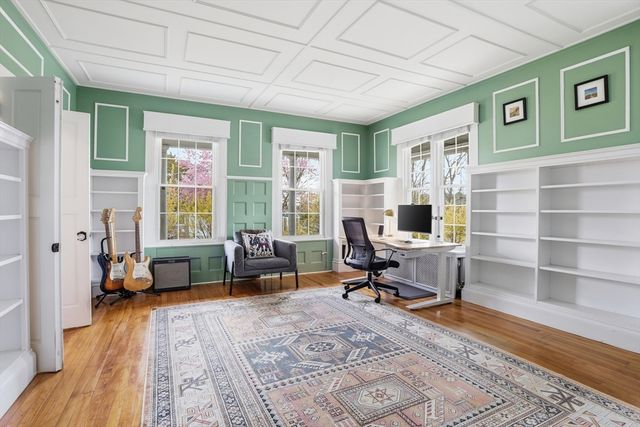 33 Blake Circle, Marlborough, MA 01752