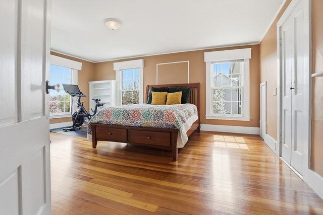 33 Blake Circle, Marlborough, MA 01752