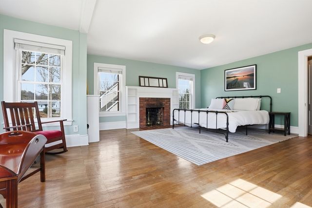 33 Blake Circle, Marlborough, MA 01752