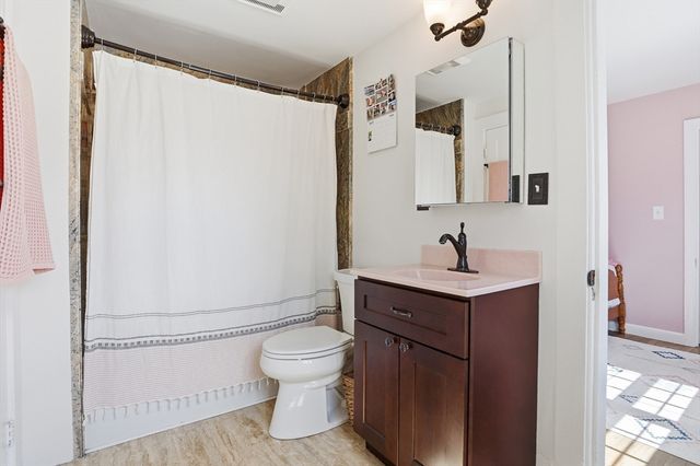 33 Blake Circle, Marlborough, MA 01752