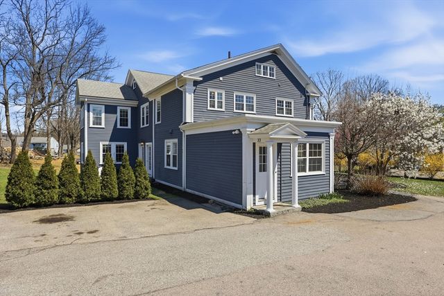 33 Blake Circle, Marlborough, MA 01752