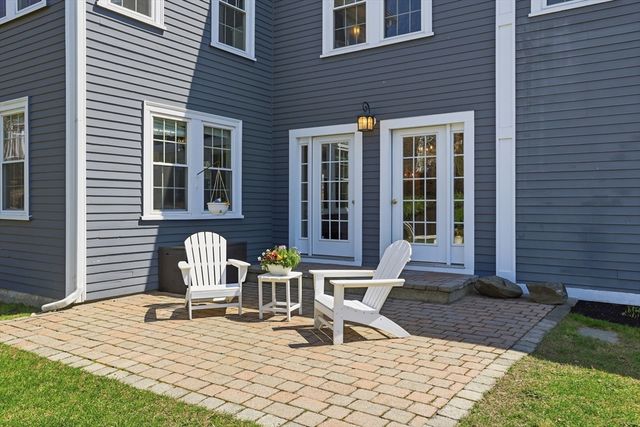 33 Blake Circle, Marlborough, MA 01752