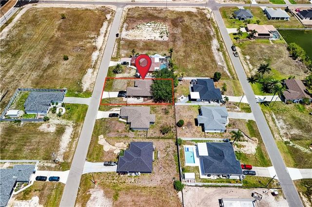 1427 Juanita PL, Cape Coral, FL 33909