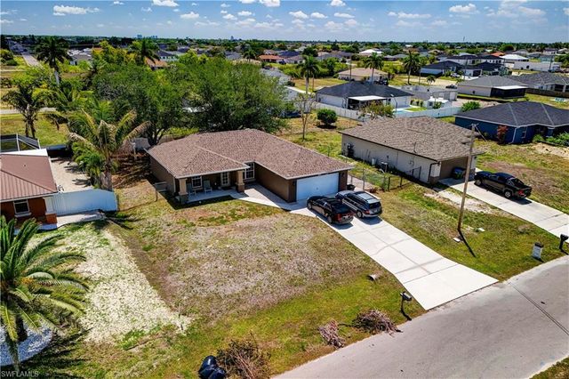 1427 Juanita PL, Cape Coral, FL 33909