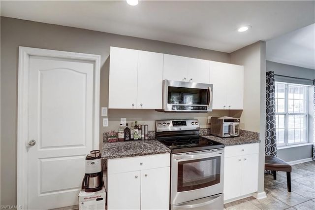 1427 Juanita PL, Cape Coral, FL 33909
