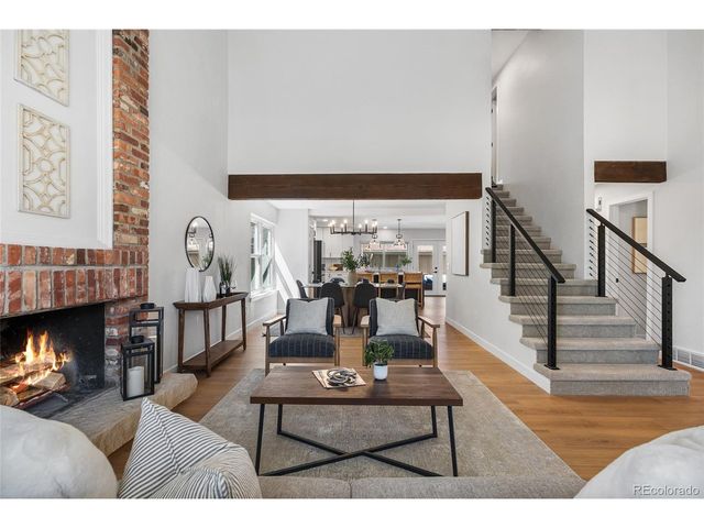 7570 S Rosemary Cir, Centennial, CO 80112